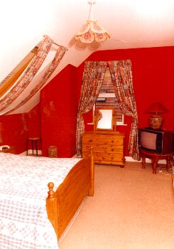 Killary House B&B, 
Distillery Ct, 
Distillery Road, 
Westport, 
Co. Mayo, 
Ireland