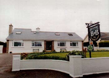 Hillcourt B&B,
Marlfield Road,
Clonmel,
Co. Tipperary,
Irlande.